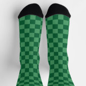 Elegant Green Checkerboard Design ソックス (上部)