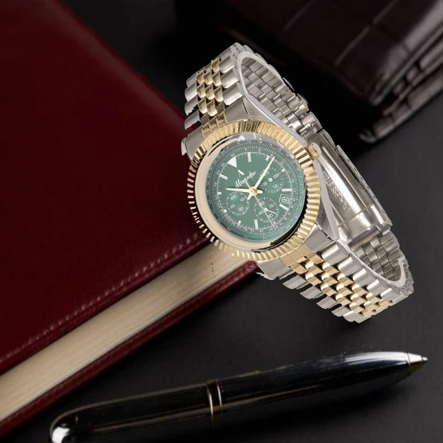 Elegant Green Dial Chronograph Watch with Black Le 腕時計 (クリエイターアップロード済み)