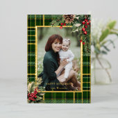 Elegant Green/Gold Plaid Holly Christmas Photo 箔シーズンカード (立ち正面)