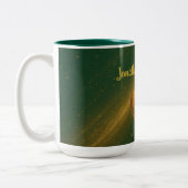 Elegant Green & Gold Wedding Date ツートーンマグカップ (左)