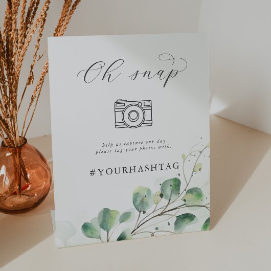 Elegant Greenery Oh Snap Wedding Hashtag Sign 台座サイン
