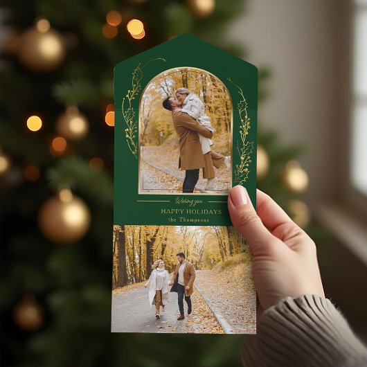 Elegant Hand Drawn Gold Holly Arch Photo オールインワン招待状