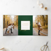 Elegant Hand Drawn Gold Holly Arch Photo 三つ折りカード (内部)