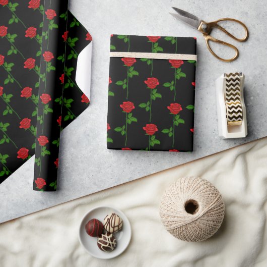 Elegant Hand-Drawn Rose Wrapping Paper on Black ラッピングペーパー (クラフト)