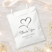 Elegant Heart Mark White Wedding Guest Favor Bag フェイバーバッグ (クリップ留めされた状態)