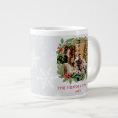 Elegant Holly Wreath Merry Christmas Family Photo ジャンボコーヒーマグカップ (正面右)