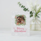Elegant Holly Wreath Merry Christmas Photo シーズンポストカード (スタンド正面)