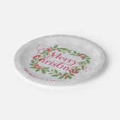 Elegant Holly Wreath Snowflakes Merry Christmas ペーパープレート (アングル)