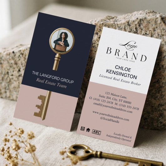 Elegant Home Real Estate Key Professional Photo 名刺
