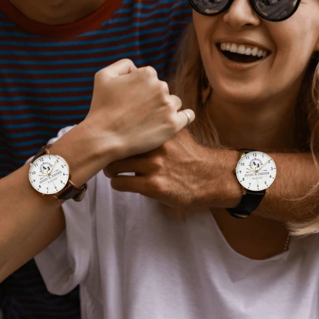  Elegant Initials White and black Luxury Monogram 腕時計 (クリエイターアップロード済み)