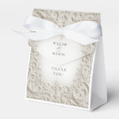 Elegant Ivory Baroque Wedding Thank You  フェイバーボックス (正面サイド)