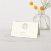 Elegant Ivory Vintage Crest Monogram Wedding プレイスカード (正面)