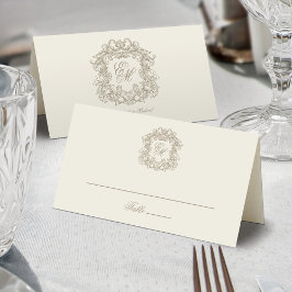 Elegant Ivory Vintage Crest Monogram Wedding プレイスカード