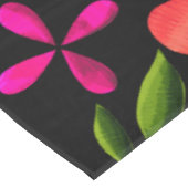 Elegant Latin American Folk Floral テーブルクロス (アングル)