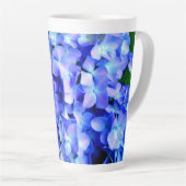 Elegant light purple blue magenta floral hydrangea カフェラテマグ (右アングル)
