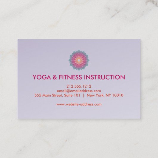 Elegant Lotus Flower Logo Yoga 名刺 (裏面)