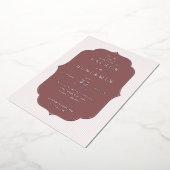 Elegant Maroon Striped Wedding Invitation 箔招待状 (回転した状態)
