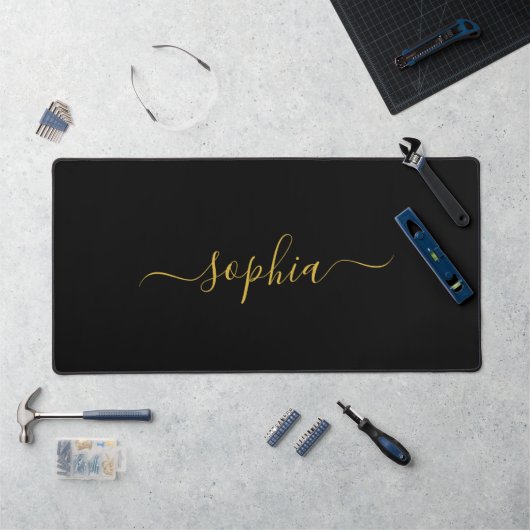 Elegant Metallic Gold Desk Mat Featuring Your Name デスクマット (ワークステーション)