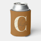 Elegant Mid-Century Modern Monogram Burnt Sand 缶クーラー (缶裏面)