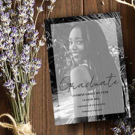 Elegant Minimal Black & White Photo Graduation 招待状