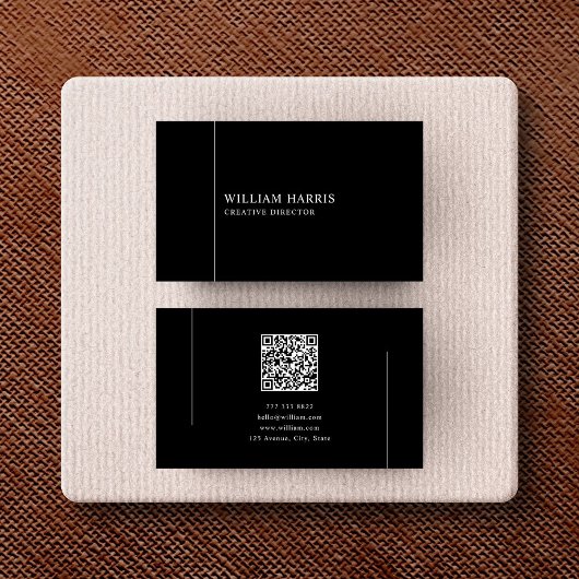 Elegant Minimalist Black and White QR Code 名刺