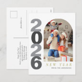 Elegant Minimalist Happy New Year Family Photo シーズンポストカード (正面/裏面)