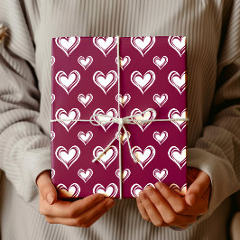 Elegant Minimalist Hollow Hearts | Merlot Red ラッピングペーパー