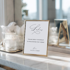 Elegant Minimalist Ladies Bathroom Basket Sign 招待状