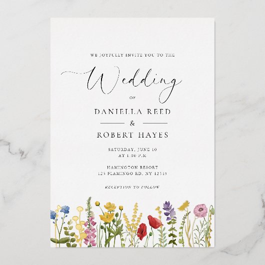 Elegant Minimalist Whimsical Wildflower Wedding 箔招待状 (正面)