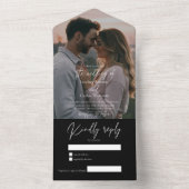 Elegant modern black wedding photo with RSVP オールインワン招待状 (内側)