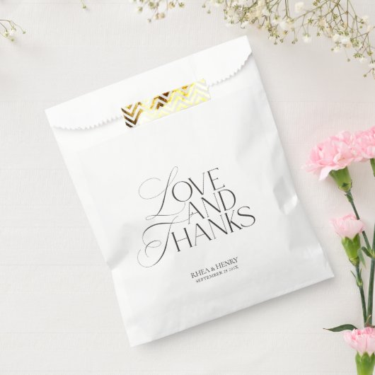 Elegant Modern Black & White Wedding Welcome  フェイバーバッグ (封をした状態)