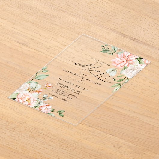 Elegant Modern Blush White Floral Wedding アクリル招待状 (レイダウン)