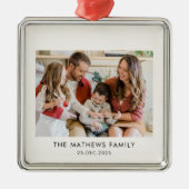 Elegant Modern Minimal Family Photo Christmas メタルオーナメント (正面)