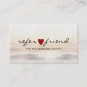 Elegant Modern Minimalist Red Heart Referral Card 名刺 (正面)