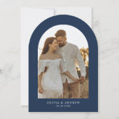 Elegant Modern Navy Blue Floral Arch Photo Wedding 招待状 (裏面)