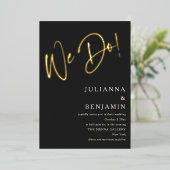 Elegant Modern Script Classy Wedding Black Gold 箔招待状 (立ち正面)