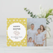 Elegant Modern Simple Flower Happy Easter Photo シーズンカード (スタンド正面)