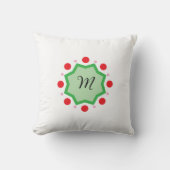 Elegant Monogram Letter M – Green Emblem with Red  クッション (正面)