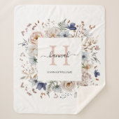 Elegant Monogram Pretty Beige Blue Flowers Floral シェルパブランケット (正面)