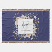 Elegant Monogram Pretty Beige Blue Flowers Floral スローブランケット (正面)