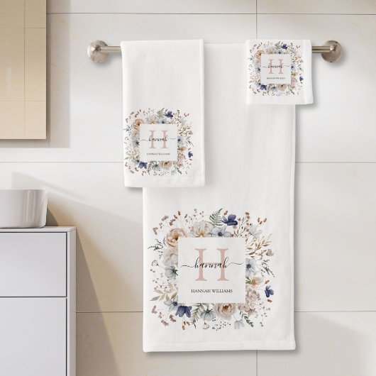 Elegant Monogram Pretty Beige Blue Flowers Floral  バスタオルセット