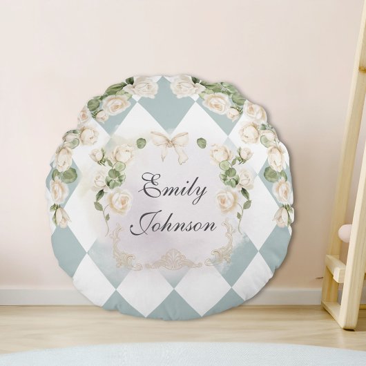 Elegant Monogram White Roses Green Leaves Diamond ラウンドクッション