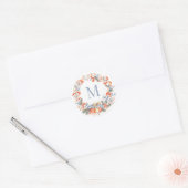 Elegant Monogram Wreath Dusty Blue Modern ラウンドシール (封筒)