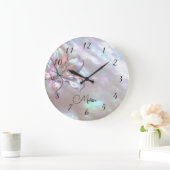 Elegant Mother-of-Pearl Lily ラージ壁時計 (ホーム)