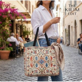 Elegant Navajo Kilim Coral Sky Blue Floral Cream トートバッグ