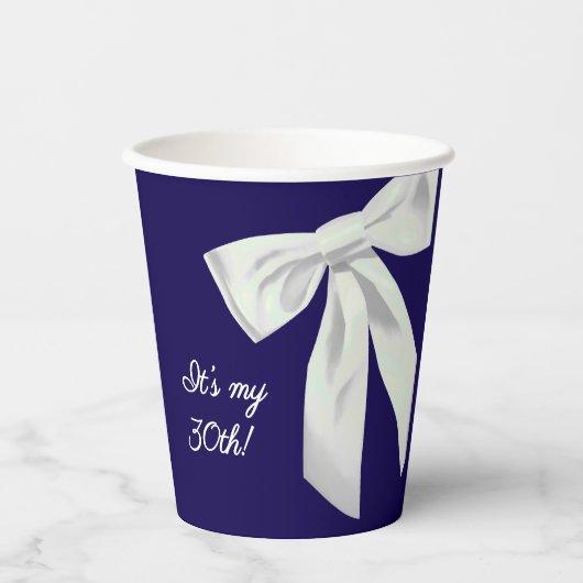 Elegant Navy Blue Birthday Paper Cups with Bow 紙コップ (正面)