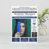 Elegant Navy Blue Graduate Newspaper Breaking News 招待状 (スタンド正面)