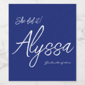 Elegant Navy Blue Graduation Party She did it ワインラベル (シングルラベル)