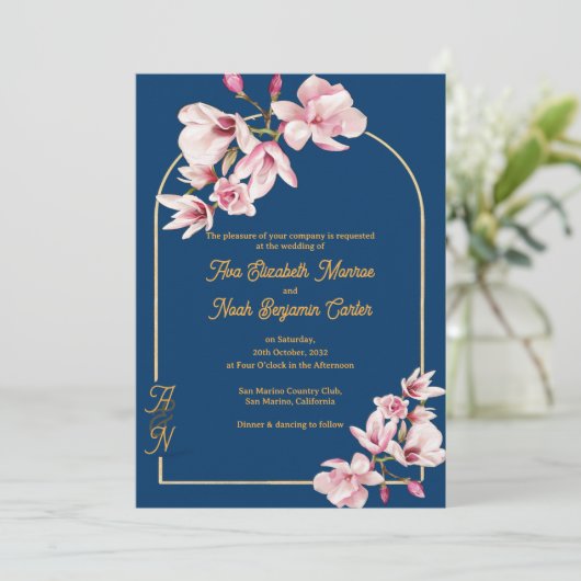 Elegant Navy Blue Magnolia Floral Wedding 招待状 (スタンド正面)