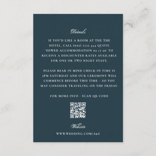 Elegant Navy Blue QR Code Wedding Details エンクロージャーカード (正面)